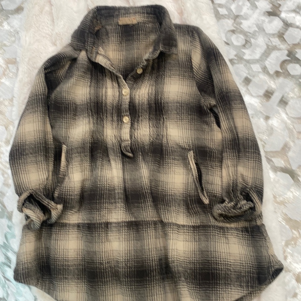 Cute flannel dress that can also be a long shirt over leggings!